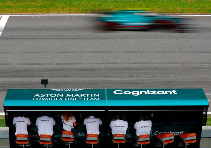 Aston Martin Formula One Team, Pit Wall