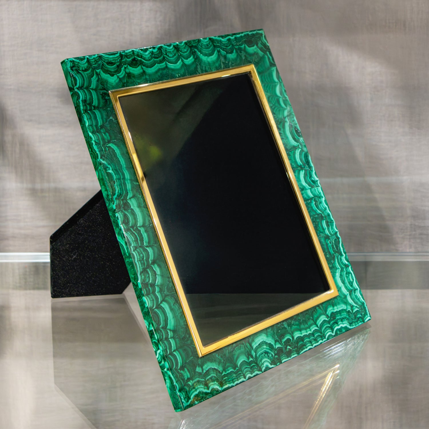 CARLA Large Picture Frame