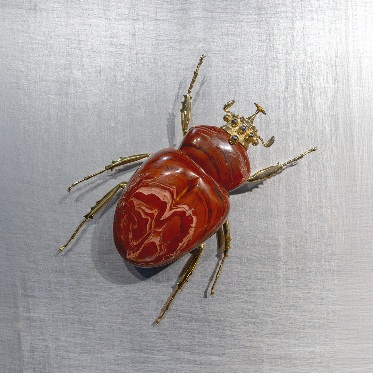 CLIMBING SCARAB
