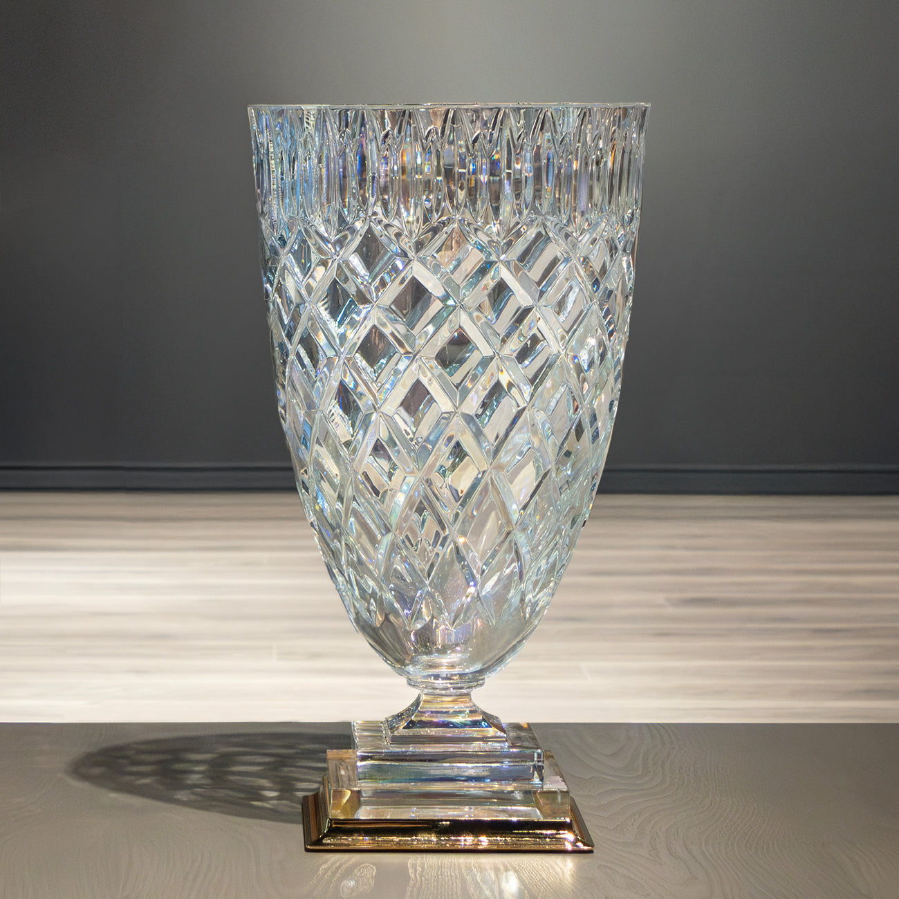 ROBERTO Vase